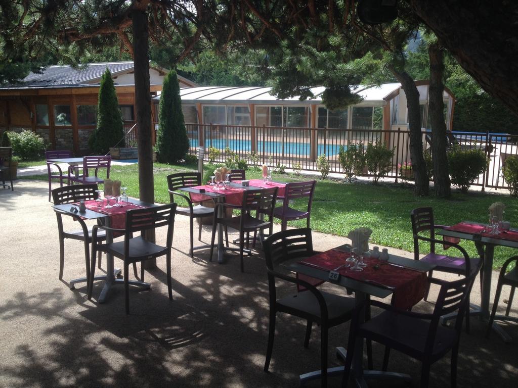 Logis Hotel Le Lac Embrun Exterior foto